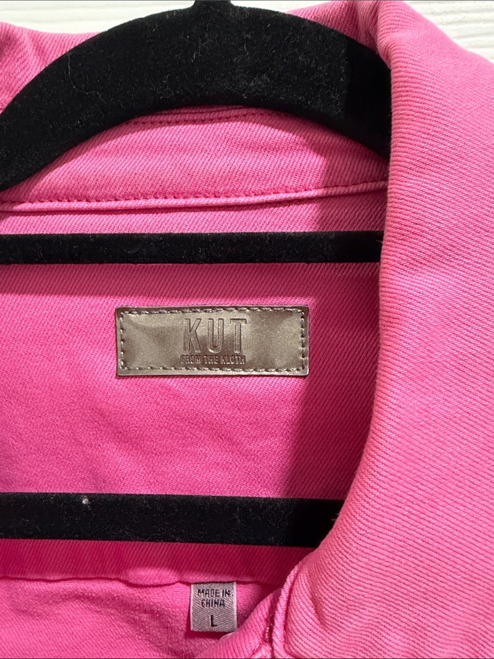Kut from the Kloth Hot Pink Denim Jacket Like New Size L - Picture 2 of 4